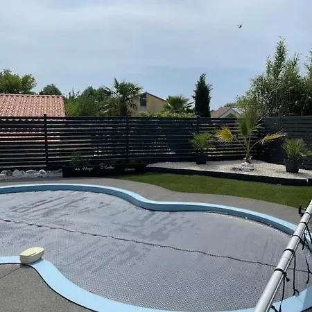 De Vacances, 3ch, Piscine Privee Et Chauffee